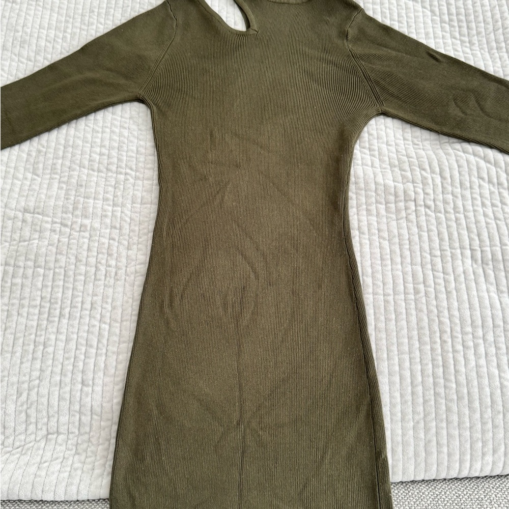 VENUS Green Asymmetrical Neck Long Sleeve Bodycon Dress